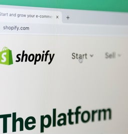 Browser showing Shopify homepage